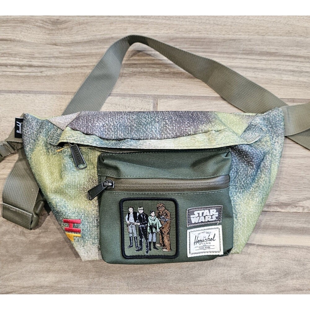Disney Star Wars Return of the Jedi 40th Anniversary Herschel Belt Bag  Fanny